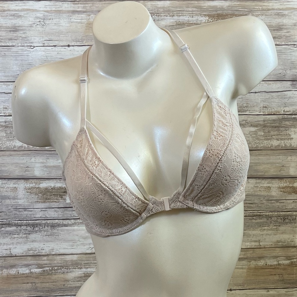 Victoria's Secret VS Lace Racerback Bra {36C}